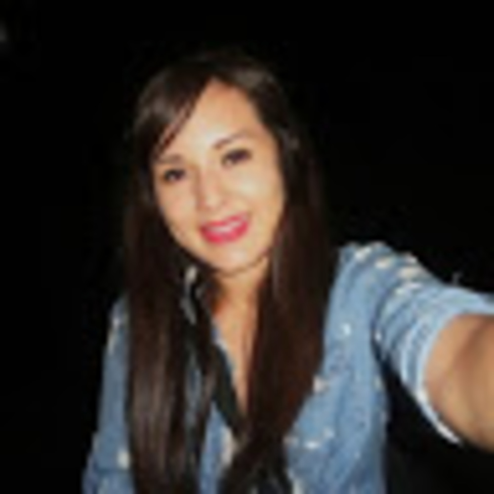 Meet your Posher, Cinthia